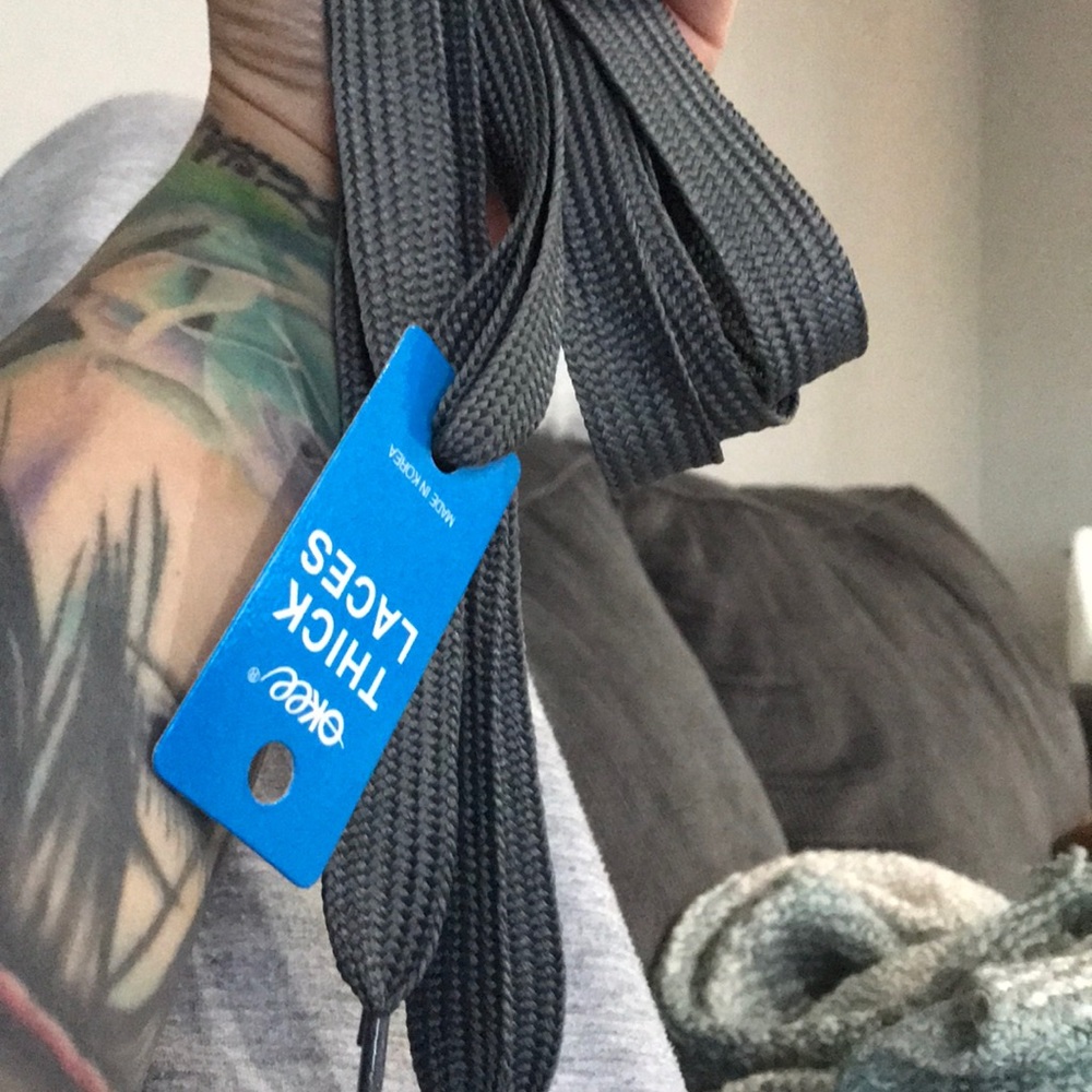 Grey thick shoe laces